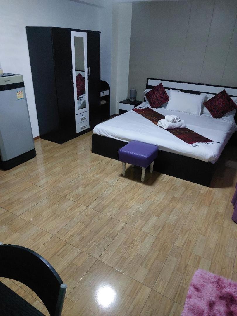 Krong House Chiang Mai Buitenkant foto